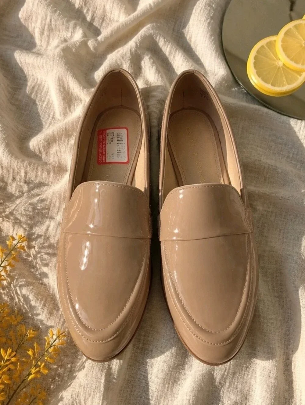 Kelly & Katie NIB Nude Patent Leather Loafers Sz 9